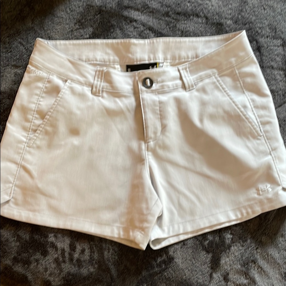 Under Armour Women's Golf Gray Shorts